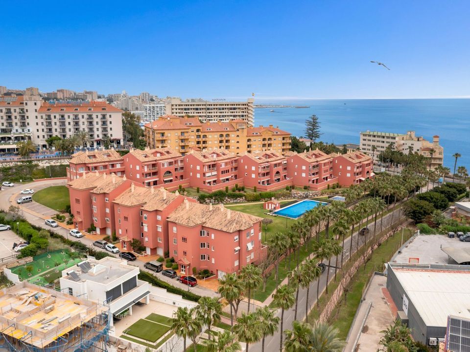 Lejlighed i Benalmadena, Malaga - foto 2