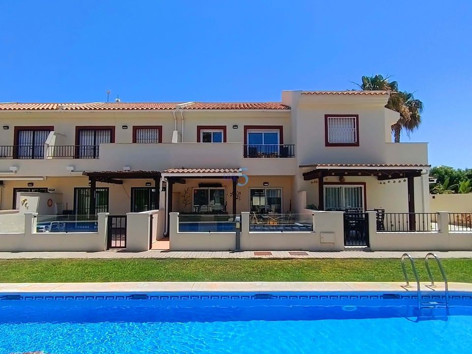 Casa de pueblo en Ciudad Quesada, Alicante - foto 1