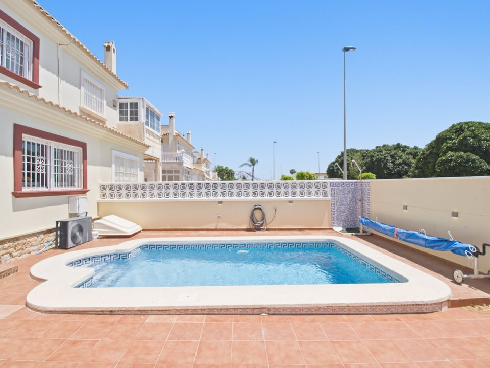 Villa i Torre de la Horadada, Alicante - foto 4