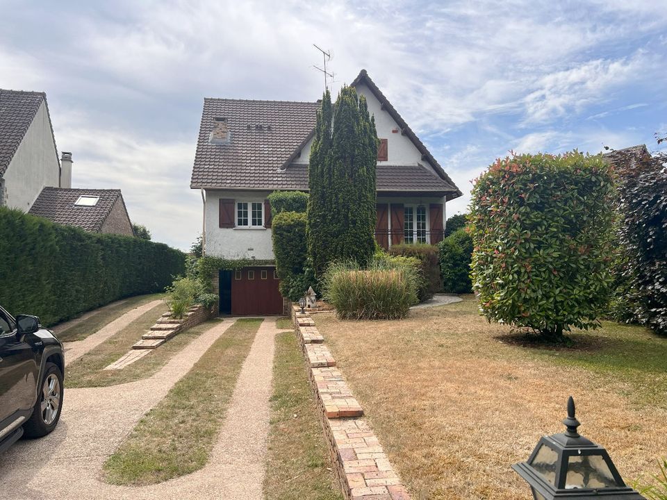 Villa i Breuillet, Essonne - foto 1