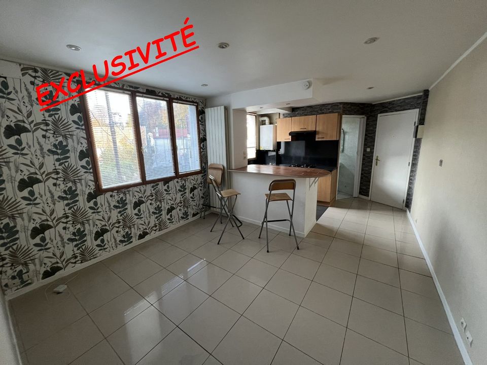 Lejlighed i Bruyères-le-Châtel, Essonne - foto 1
