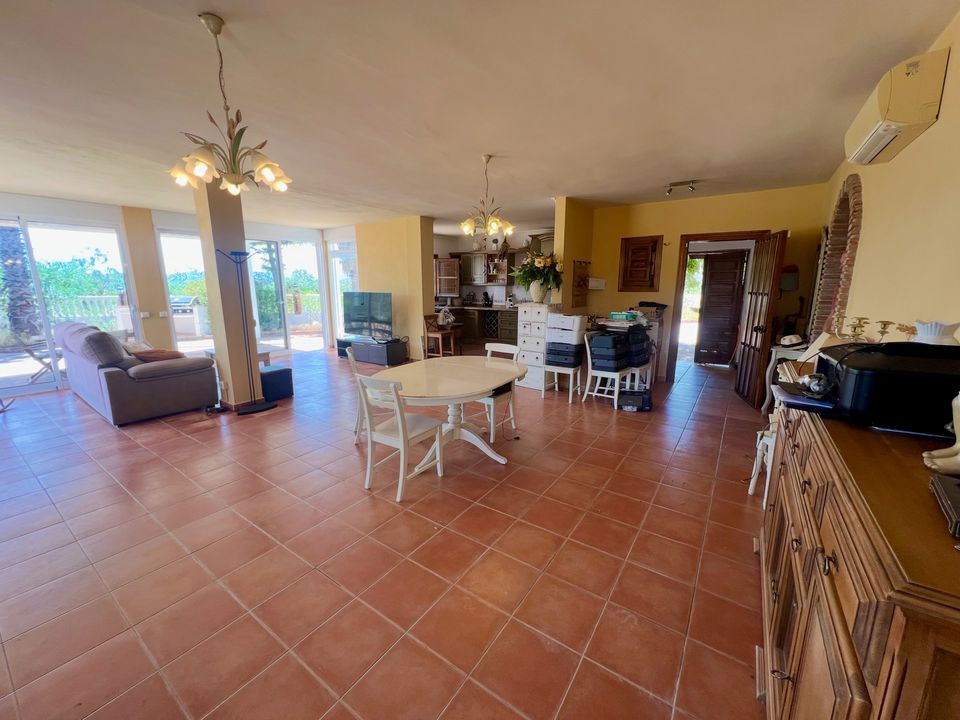 Villa i Vinuela, Malaga - foto 2