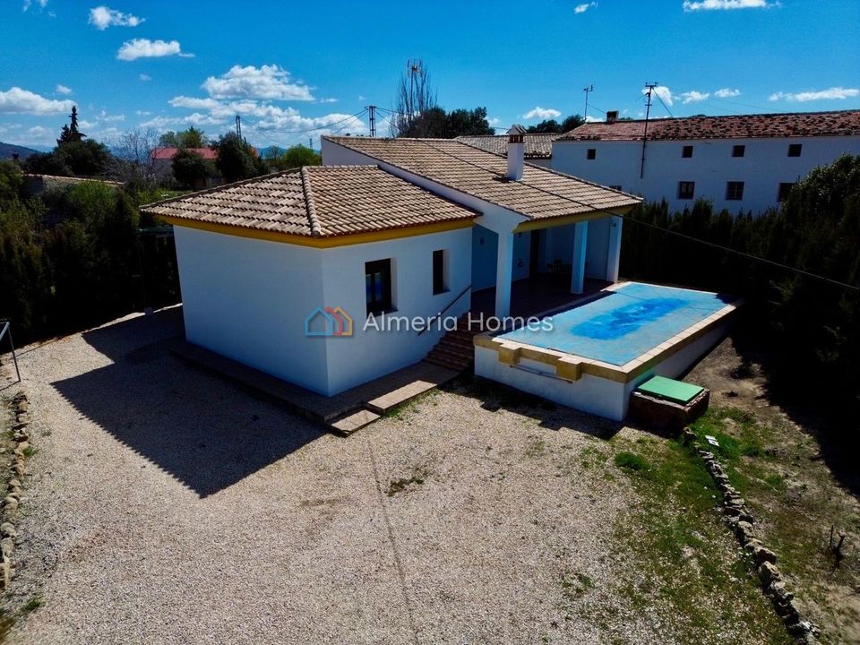 Villa i Castril De La Pena, Granada - bilde 1