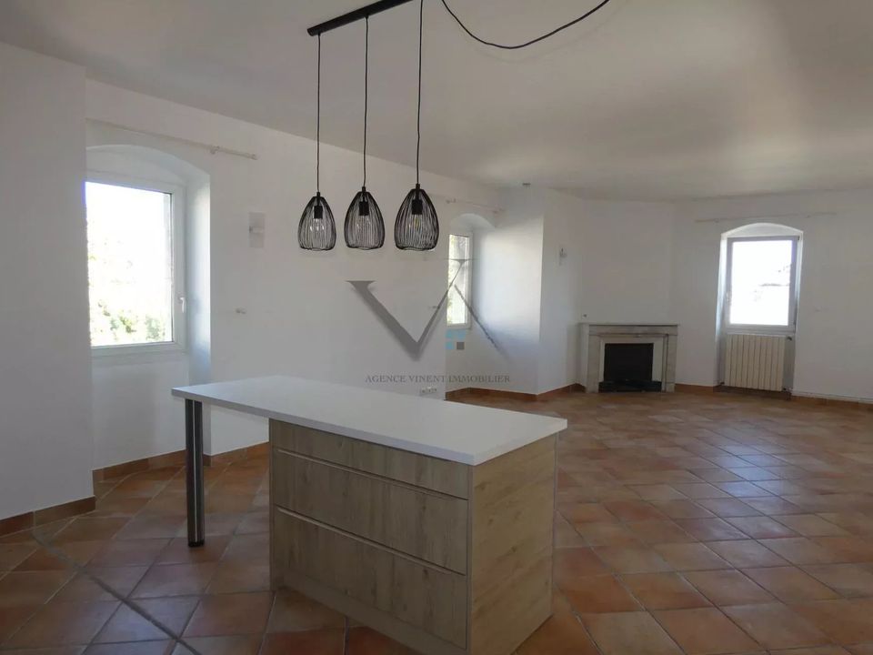 Apartment in Montelimar, Drome - photo 2