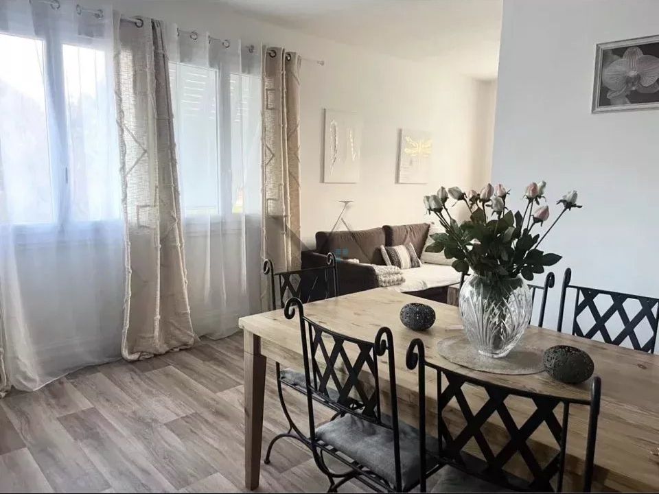 Lejlighed i Montelimar, Drome - foto 1