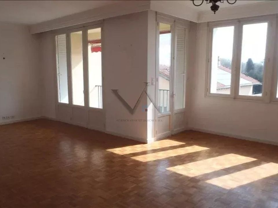 Lejlighed i Montelimar, Drome - foto 1