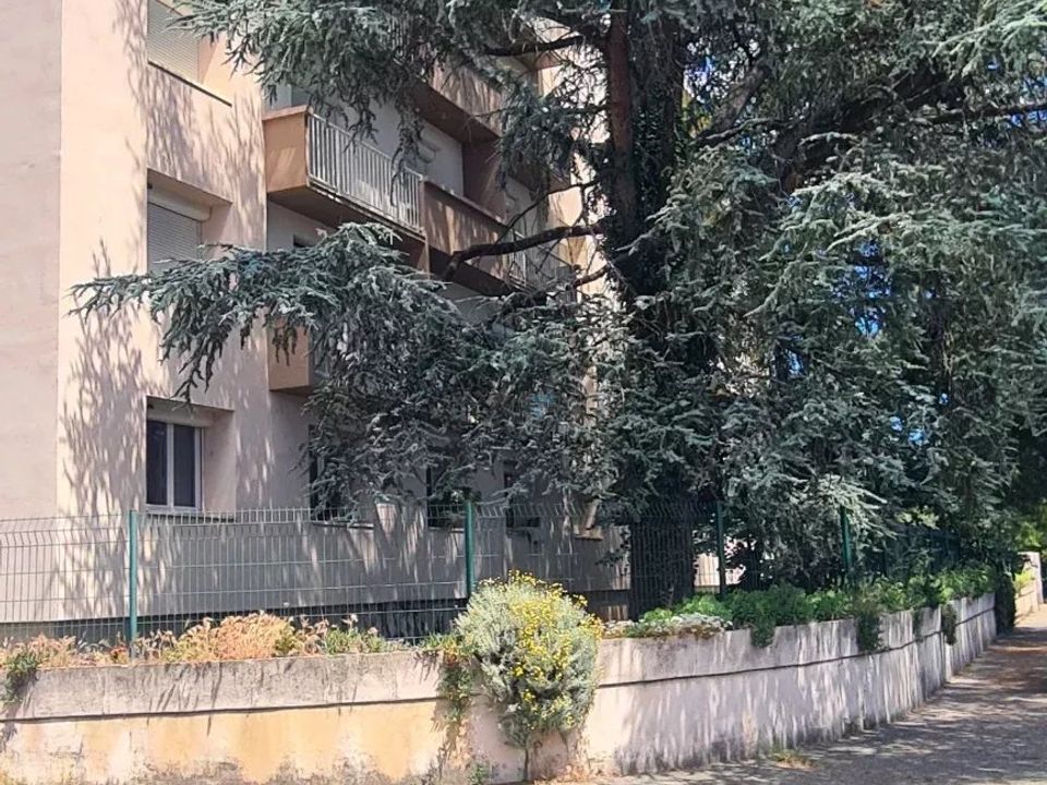 Lejlighed i Montelimar, Drome - foto 1