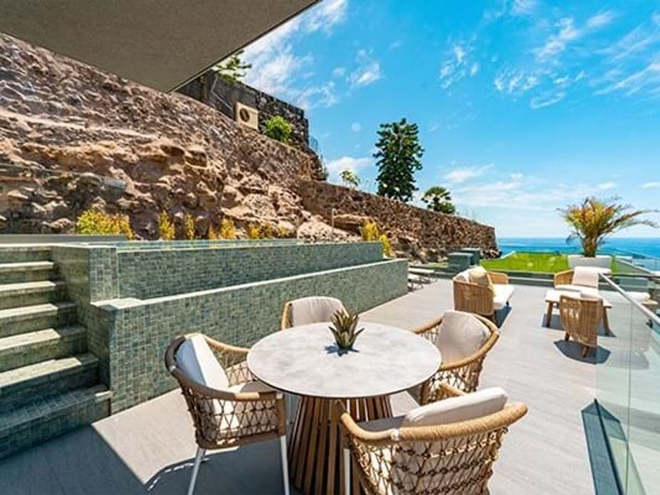 Apartment in Calheta, Madeira - photo 1