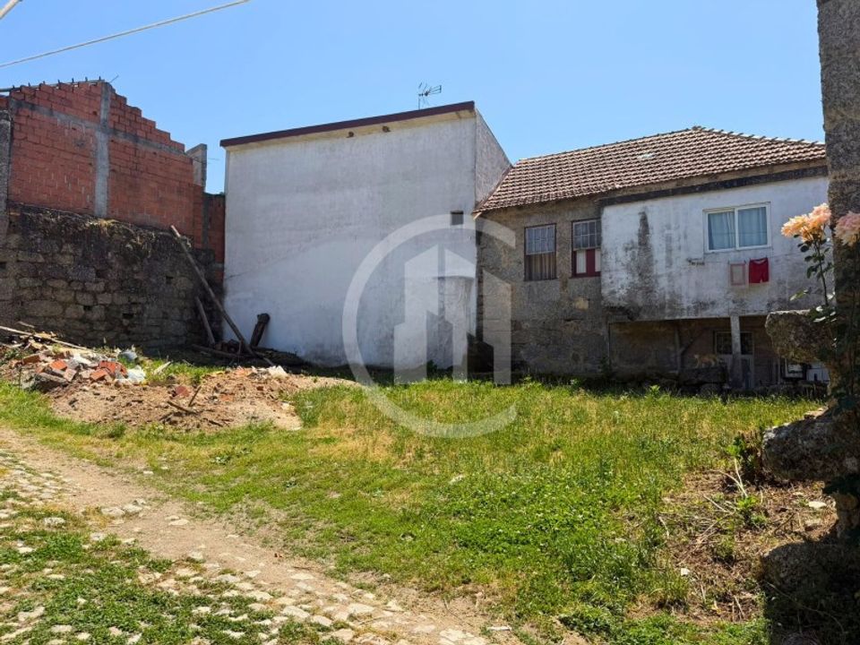 Helårsgrund i Treixedo e Nagozela, Viseu - foto 1