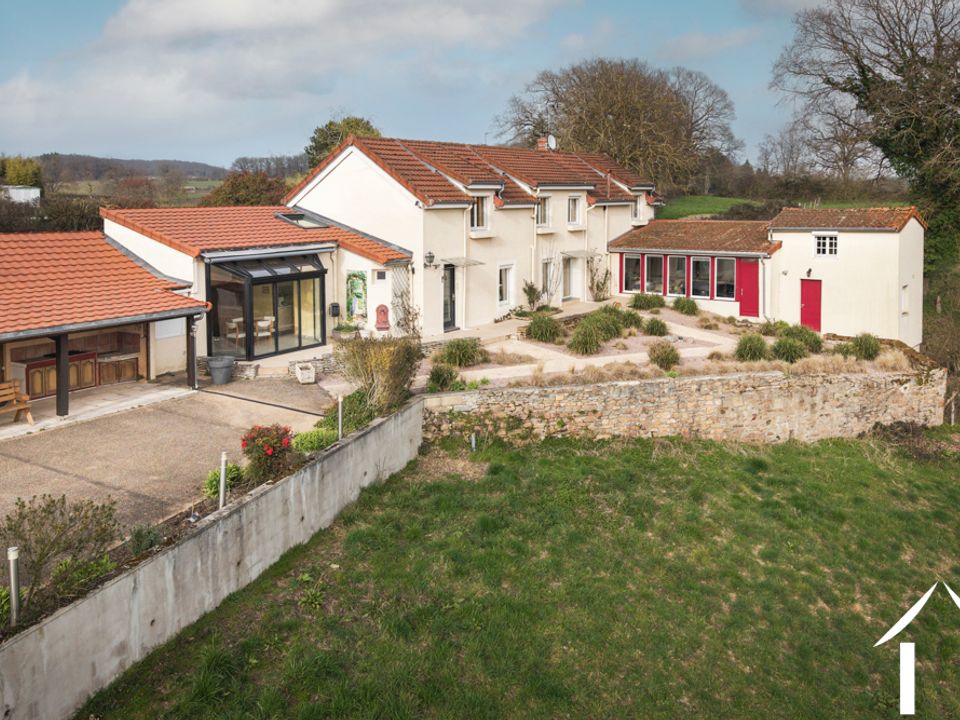Villa a Saint-Firmin, Saone-et-Loire - foto 1