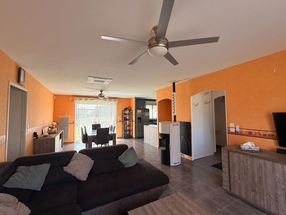 Bungalow i Dun-le-Palestel, Creuse - foto 5