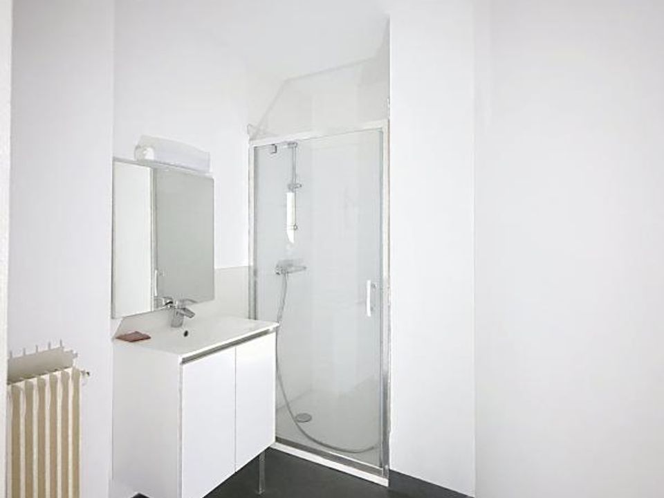 Apartment in Clermont-Ferrand, Puy-de-Dome - photo 5