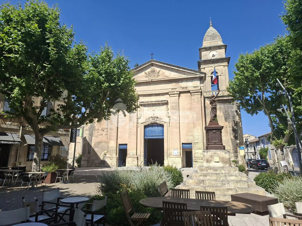Erhvervsejendom i Fontvieille, Bouches-du-Rhone - foto 1