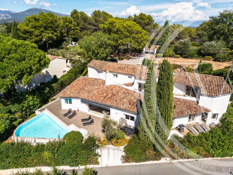 Villa i Mougins, Alpes-Maritimes - foto 1