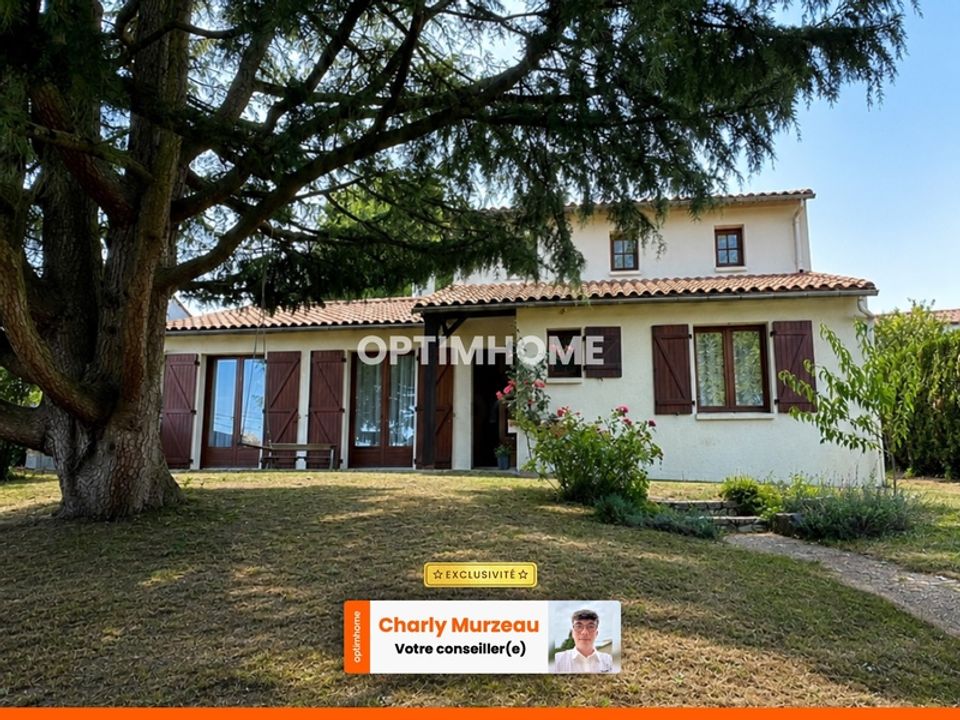 Villa i Saint-Laurent-Sur-Sevre, Vendee - foto 1