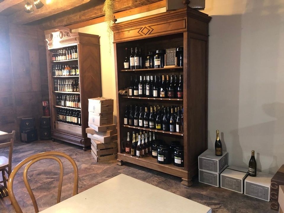 L'establiment comercial a Chateauponsac, Haute-Vienne - foto 3