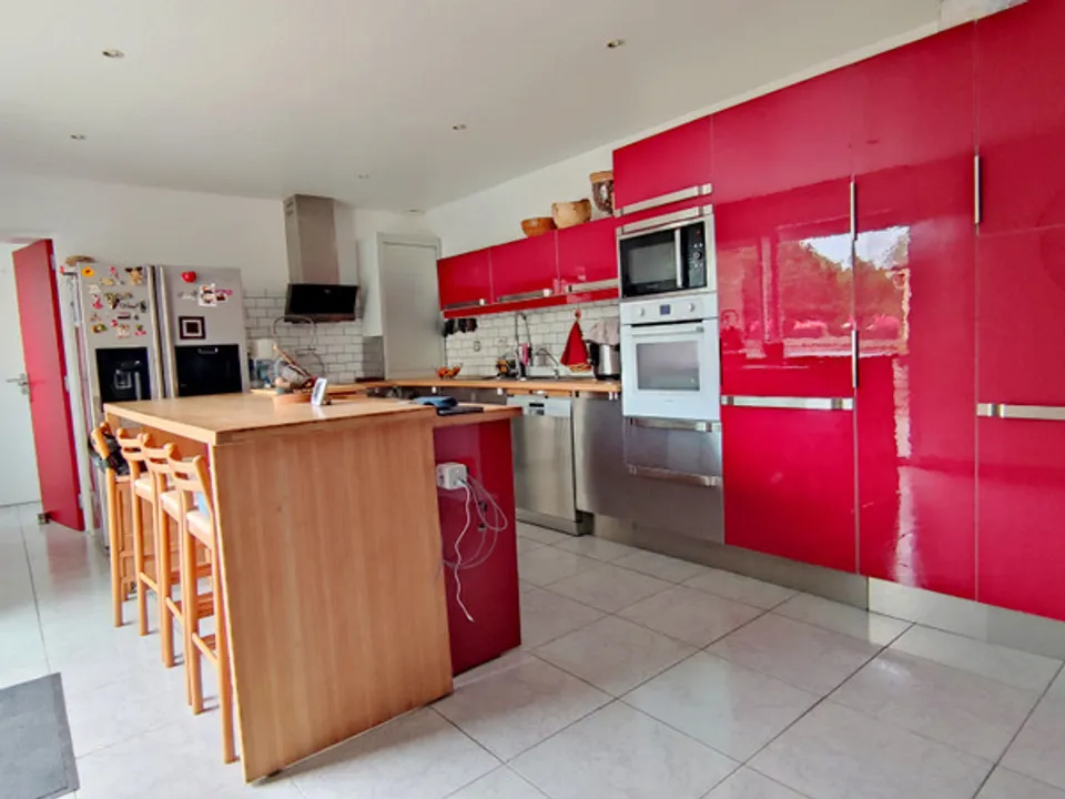 Villa a Elbeuf, Seine-Maritime - foto 1