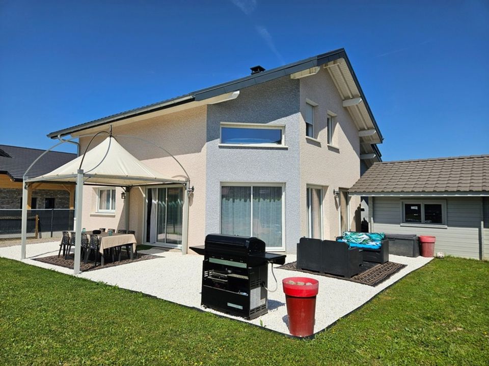 Villa i Marcellaz, Haute-Savoie - foto 1