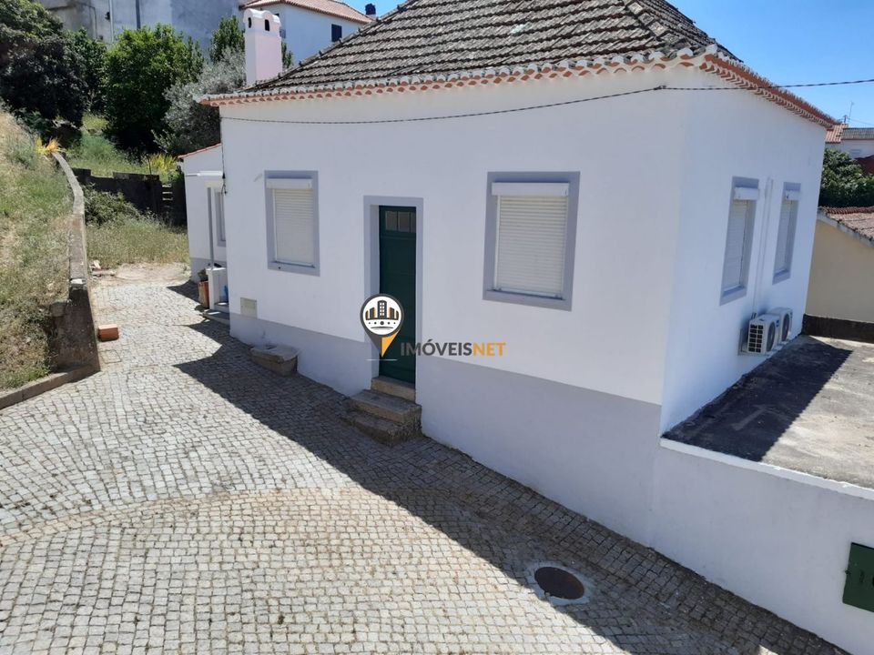 Villa a Castelo Branco, Castelo Branco - foto 1