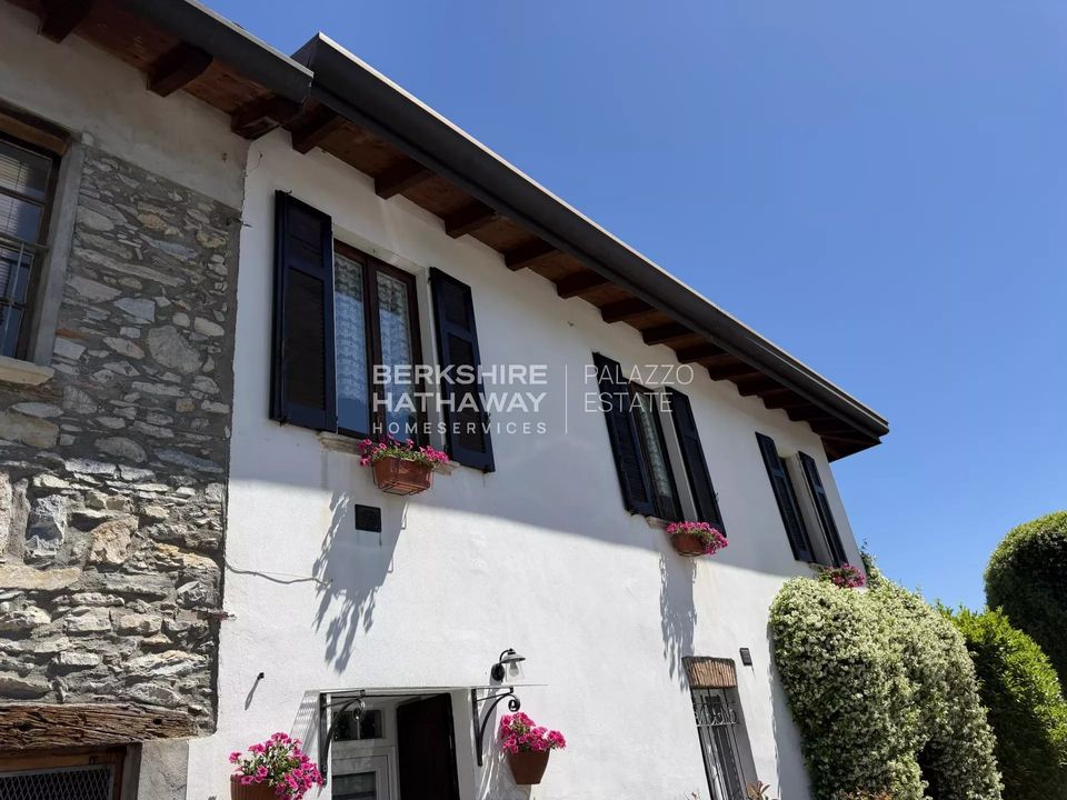 Landejendom i Cernobbio, Como - foto 1