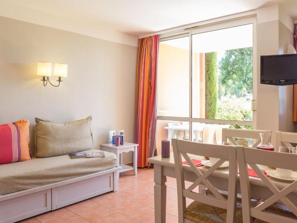 Lejlighed i Mandelieu-la-Napoule, Alpes-Maritimes - foto 3