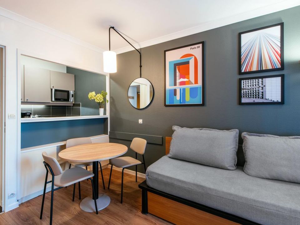 Lejlighed i Courbevoie, Hauts-de-Seine - foto 2