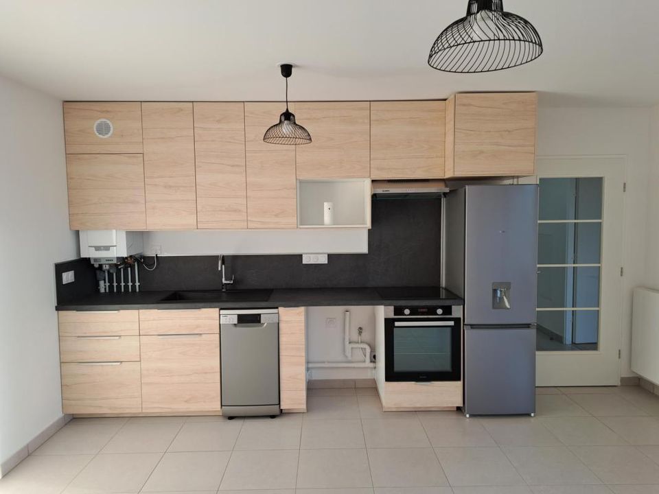 Lejlighed i Sainte-Geneviève-des-Bois, Essonne - foto 3