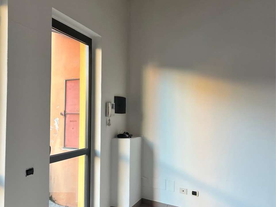 Erhvervsejendom i Verbania, Verbano Cusio Ossola - foto 2
