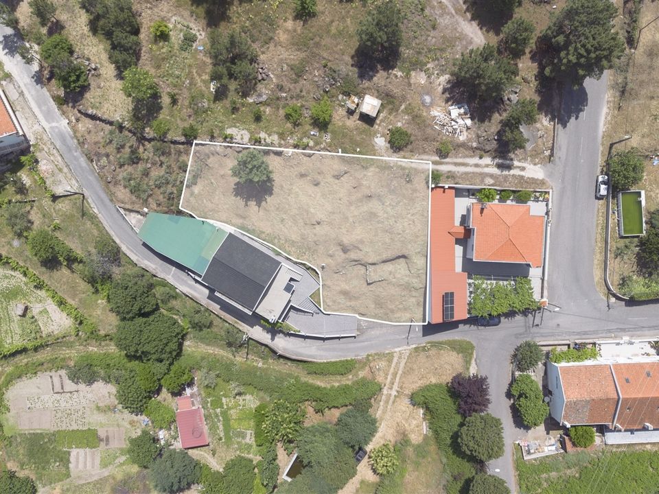 Helårsgrund i Covilha, Castelo Branco - foto 1