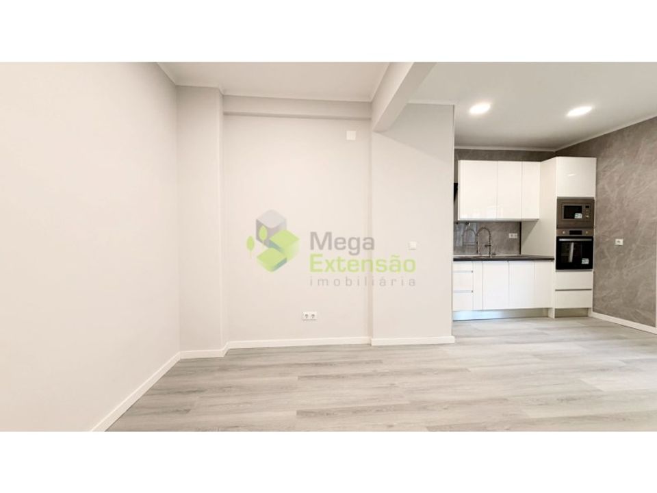Lejlighed i Amadora, Lisbon - foto 3