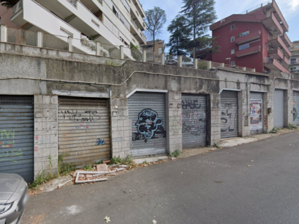 Garage i Rome, Rome - foto 1