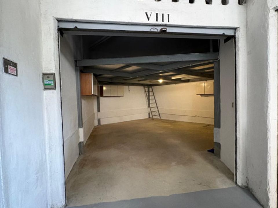 Garage i Rome, Rome - foto 1