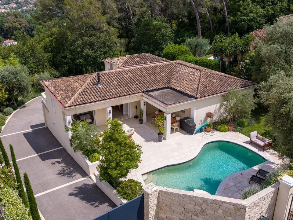 Villa i Mouans-Sartoux, Alpes-Maritimes - foto 1