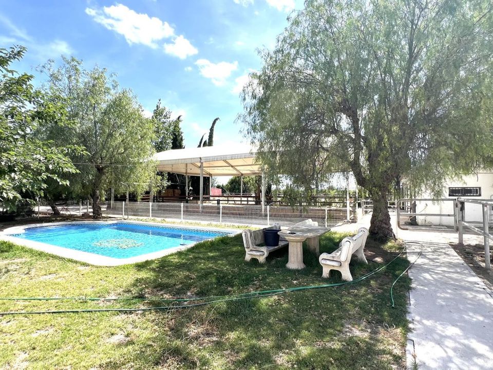 Landejendom i Orihuela, Alicante - foto 1