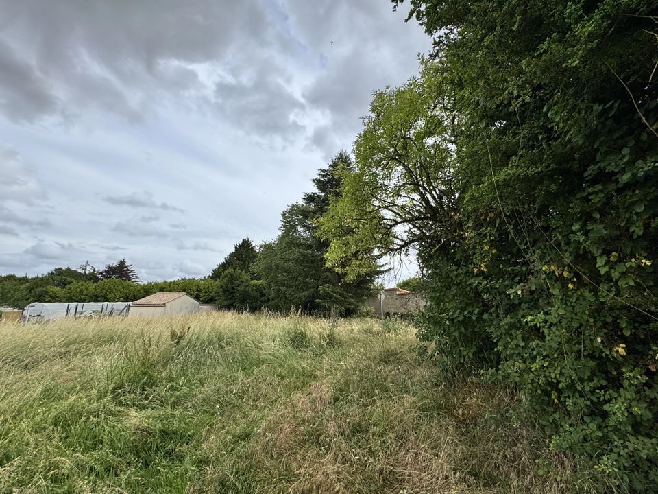 Helårsgrund i Aigre, Charente - foto 3