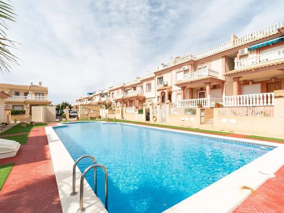 Byhus i Playa Flamenca, Alicante - foto 3