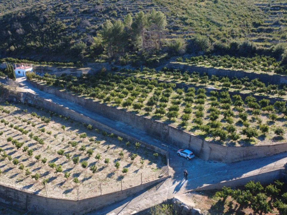 Helårsgrund i Adsubia (Ajuntament Adsubia), Alicante - foto 1
