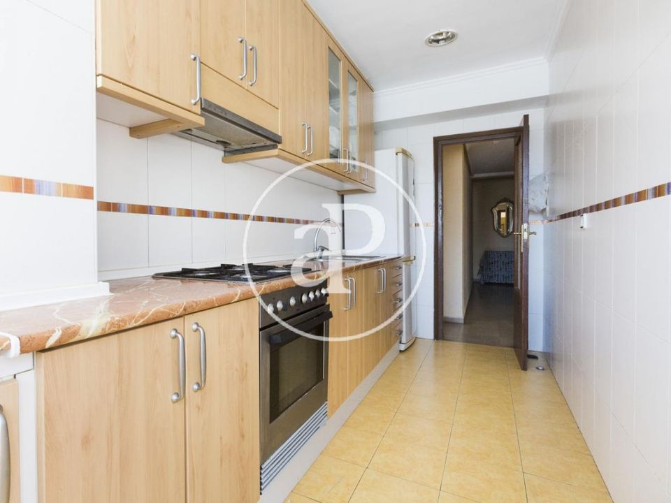 Apartment in Valencia, Valencia - photo 4