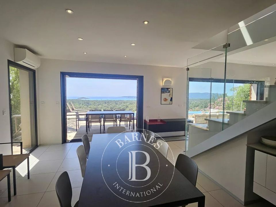 Villa i Sainte-Lucie de Porto-Vecchio, Corse-du-Sud - foto 3