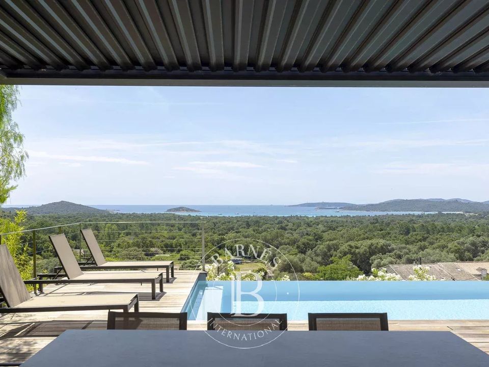 Villa em Sainte-Lucie de Porto-Vecchio, Corse-du-Sud - foto 1