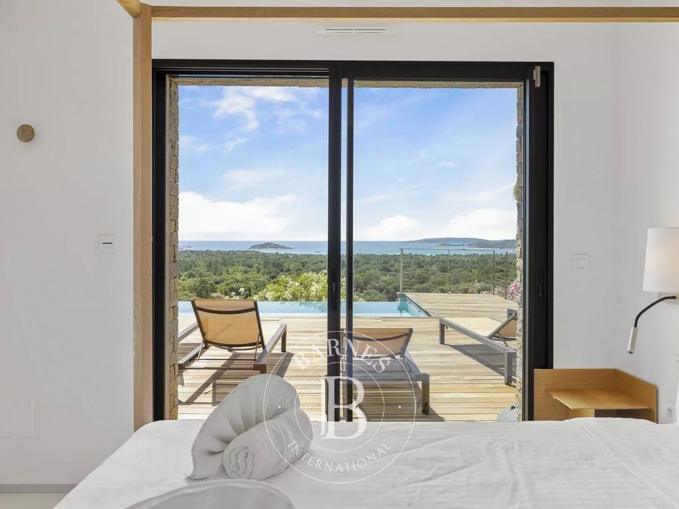 Villa em Sainte-Lucie de Porto-Vecchio, Corse-du-Sud - foto 4
