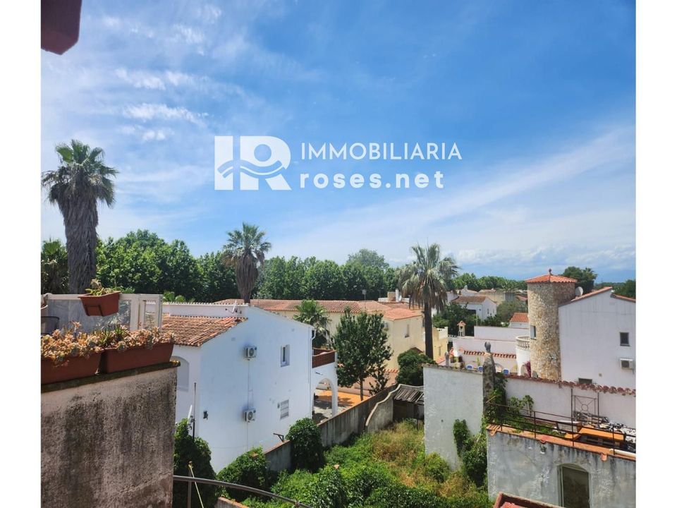 Lejlighed i Empuriabrava, Gerona - foto 2