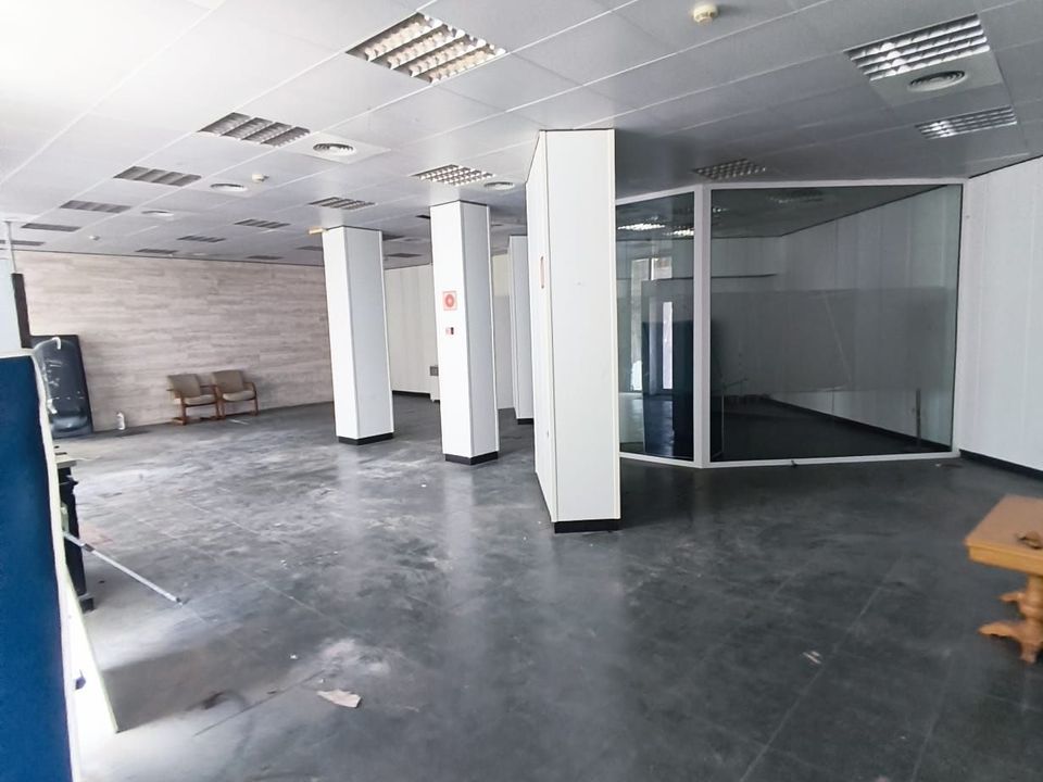 Commercial property in Benidorm, Alicante - photo 1