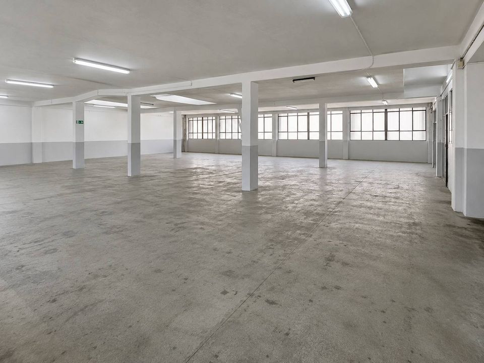 Erhvervsejendom i Rivoli, Turin - foto 1