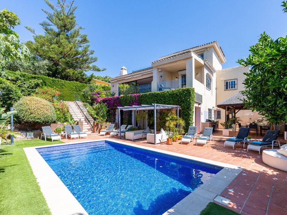 Villa i Calahonda, Malaga - foto 1