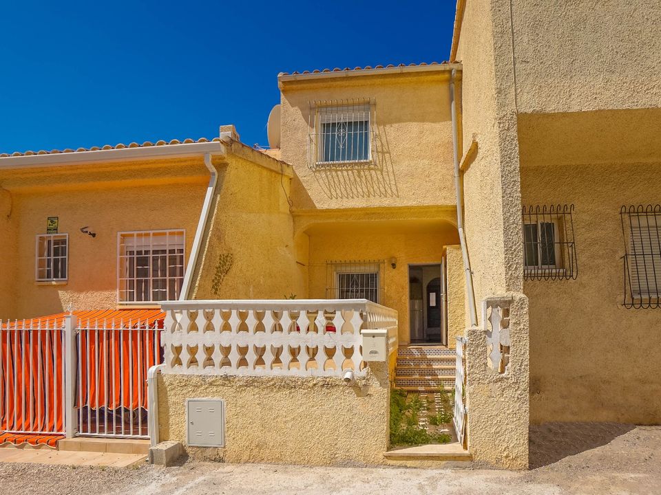Rækkehus i La Marina, Alicante - foto 1
