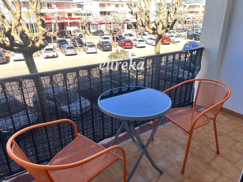 Lejlighed i Empuriabrava, Gerona - foto 1