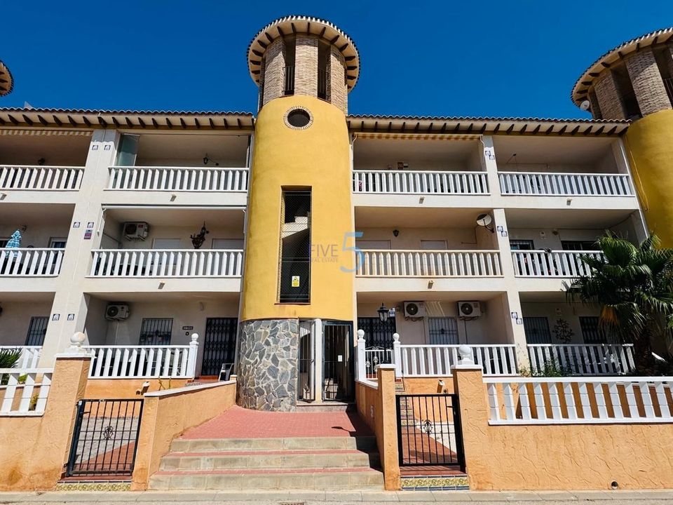 Lejlighed i Cabo Roig, Alicante - foto 1