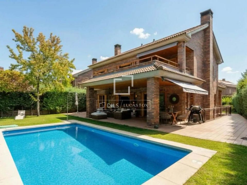 Villa i Las Rozas De Madrid, Madrid - bilde 1