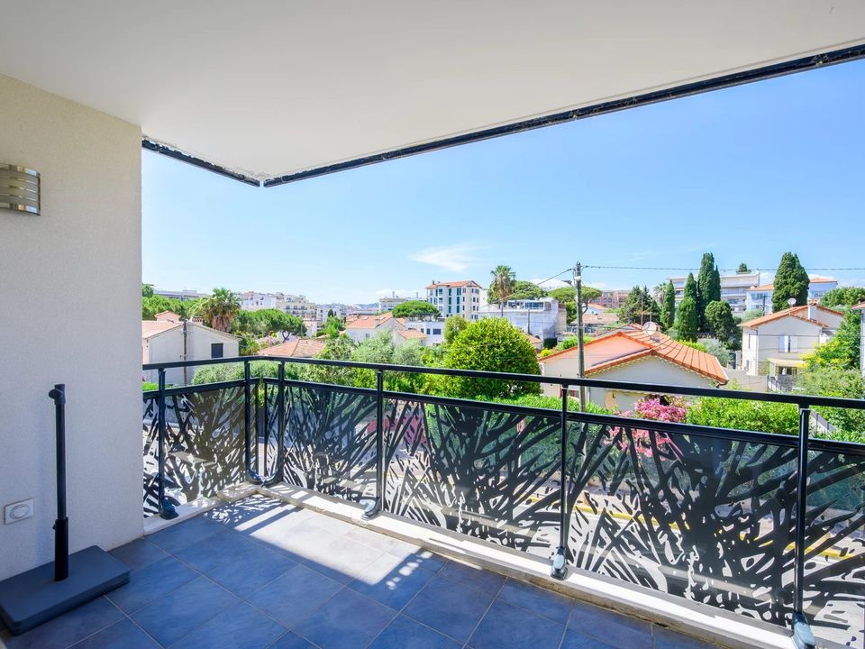 Lejlighed i Juan-les-Pins, Alpes-Maritimes - foto 2